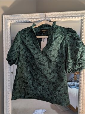NWT Sugarlips Emerald Green Floral Puff Sleeve Blouse